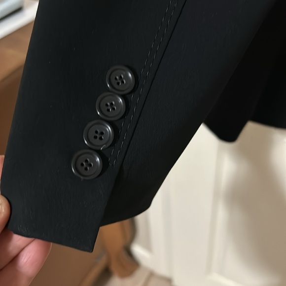 Ann Taylor 3 Button Black Blazer - Picture 9 of 10